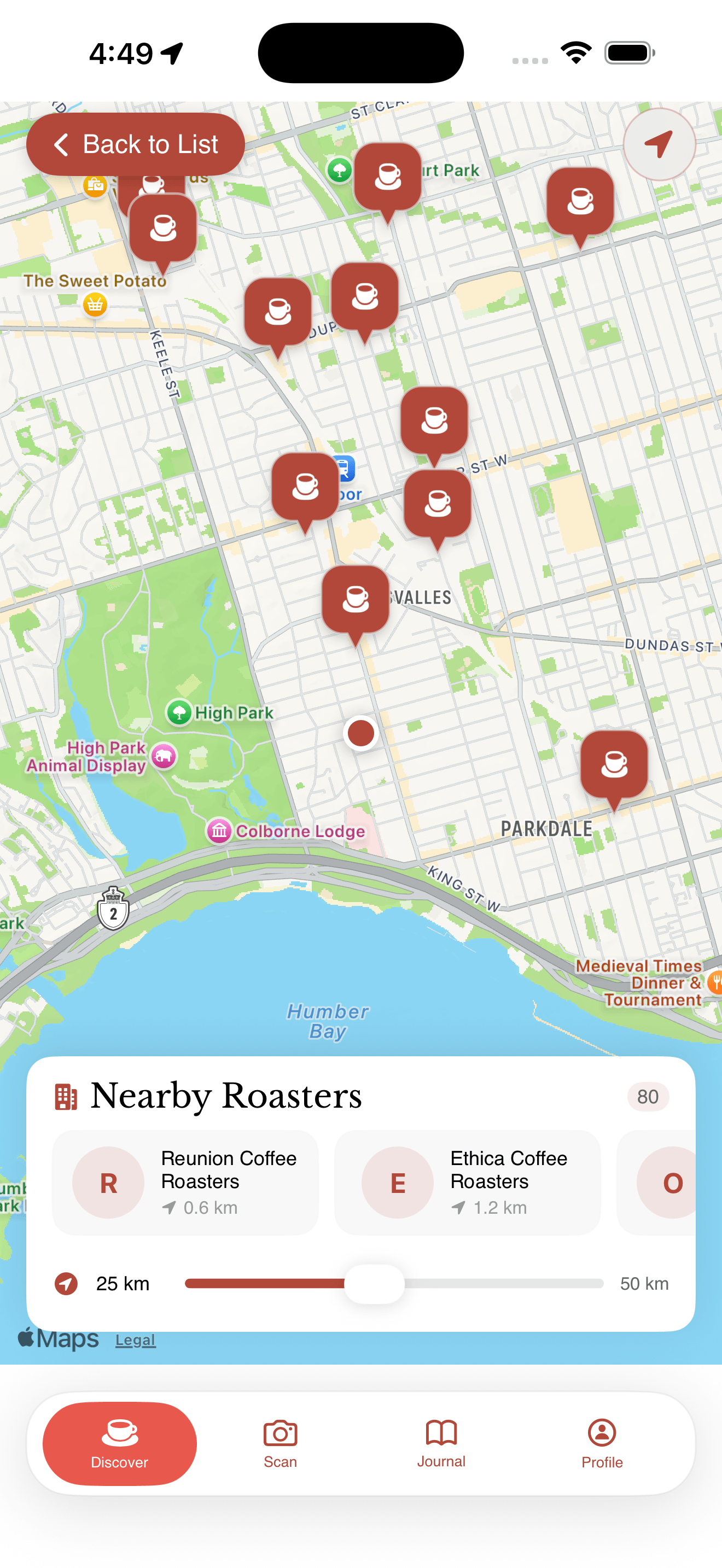 Beanie roaster map with pins for nearby specialty coffee roasters and a Nearby Roasters list sorted by distance.